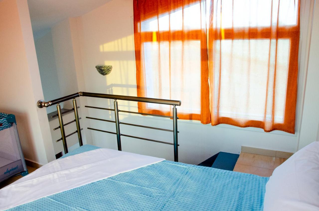 Garden'S Sunset Αvra Apartment Неа Миханиона Екстериор снимка